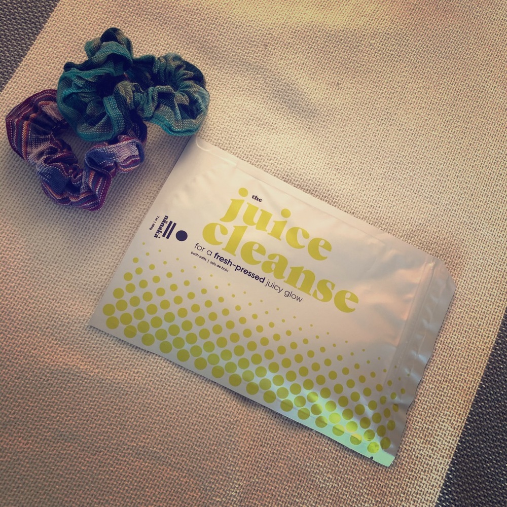 * 3/$15* NANAKA Juice Cleanse Citrus Bath Salts
